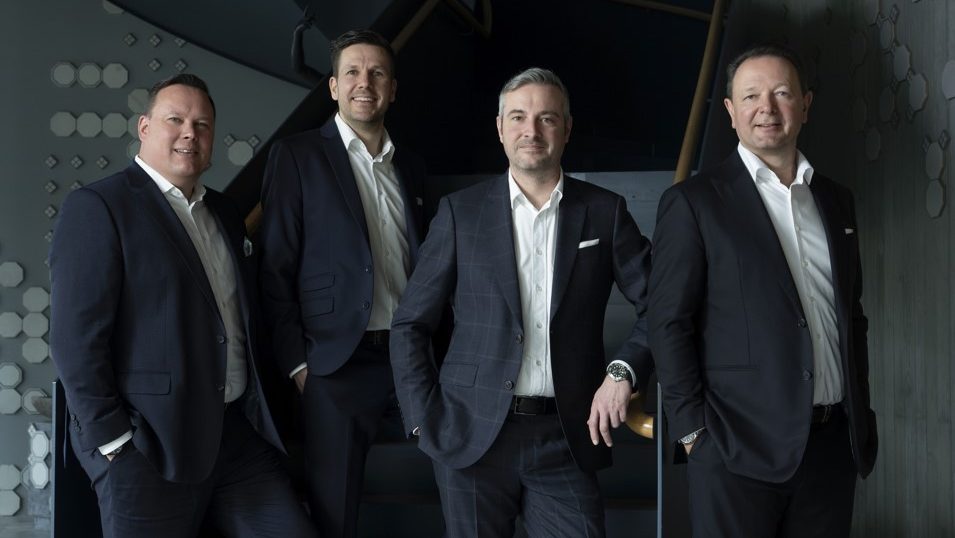 Das Bild zeigt das Merkur-Vortstandsteam (v.l): Markus Spellmeyer, Markus Zahrnhofer, Andreas Gaugg und Christian Kladiva